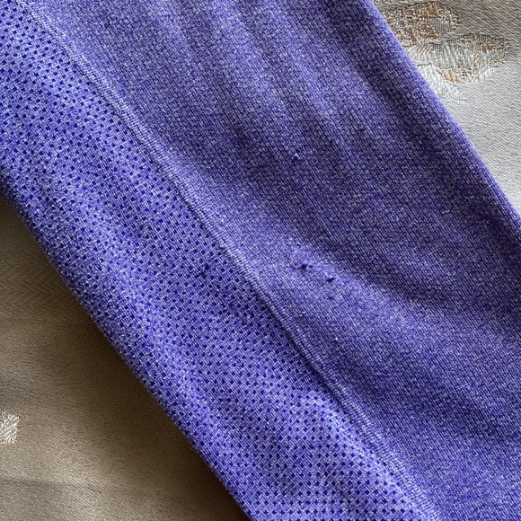 Lululemon Athletica Womens Swiftly Tech Crewneck Pullover Stretch Top Purple 8 - Picture 15 of 15